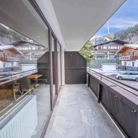 Alpine Essence Luxury In カプルーン